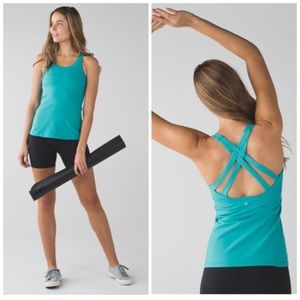 LULULEMON l Enhearten Tank in Peacock Blue